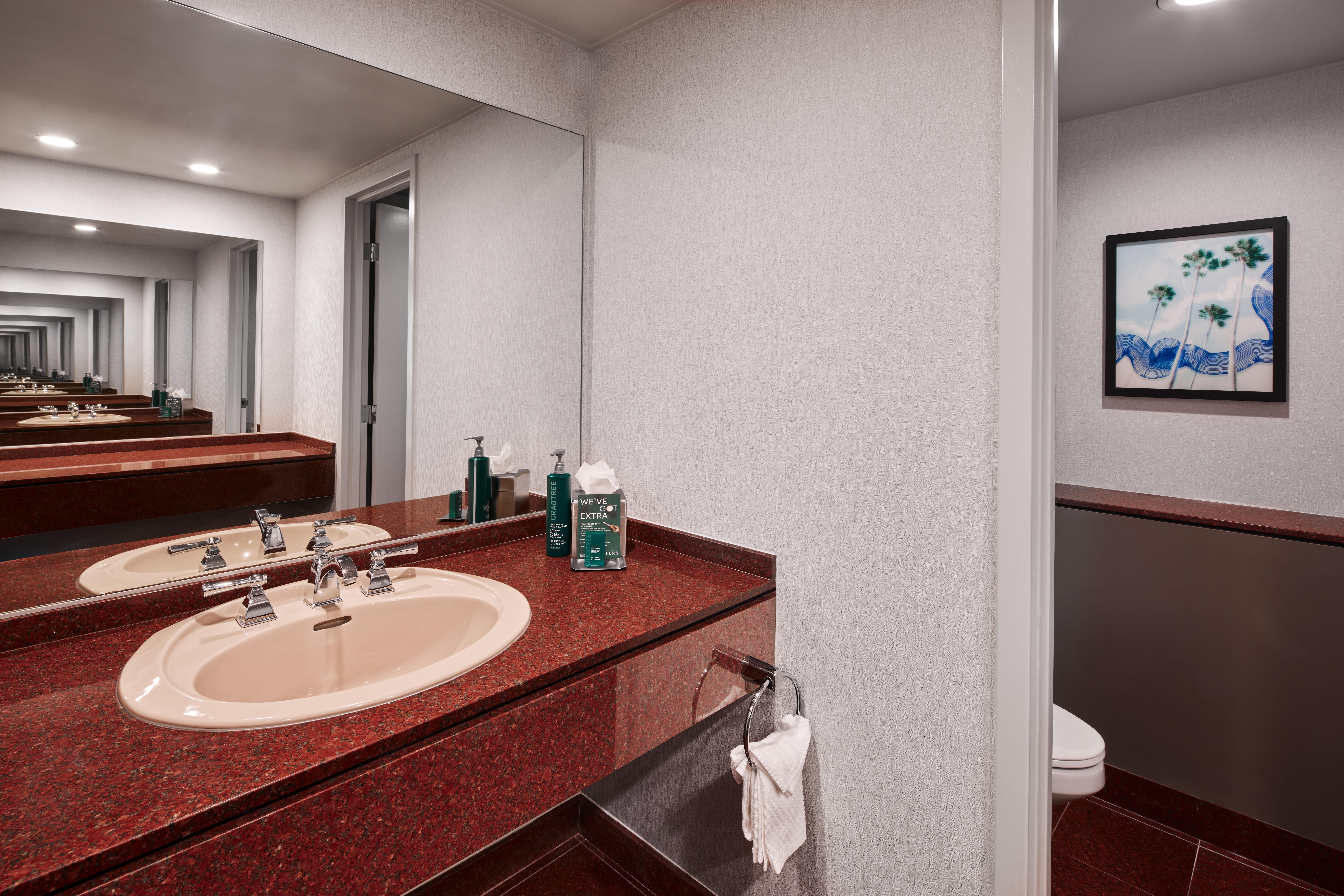Hotel Fera Anaheim, A Doubletree By Hilton Ориндж Экстерьер фото
