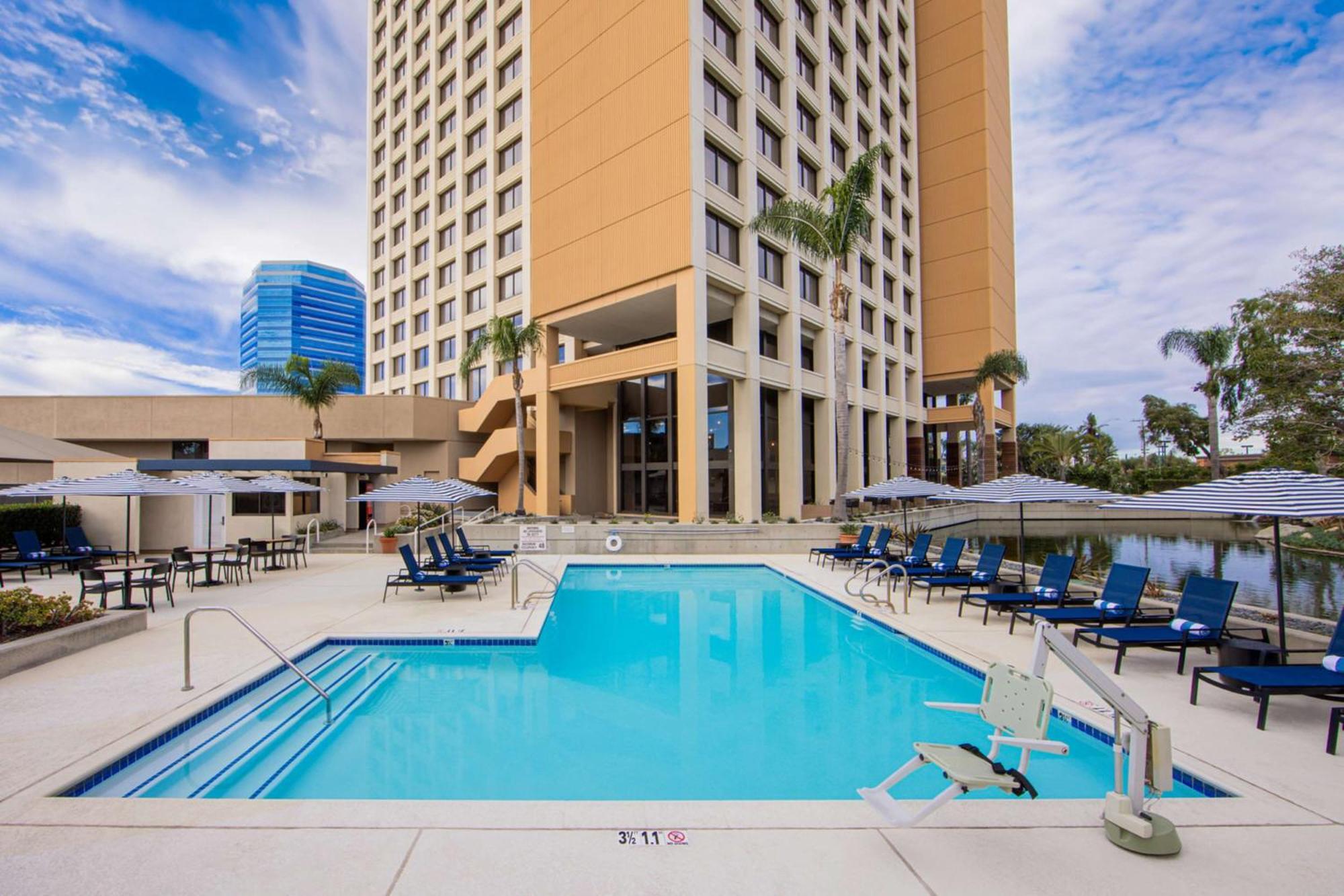 Hotel Fera Anaheim, A Doubletree By Hilton Ориндж Экстерьер фото